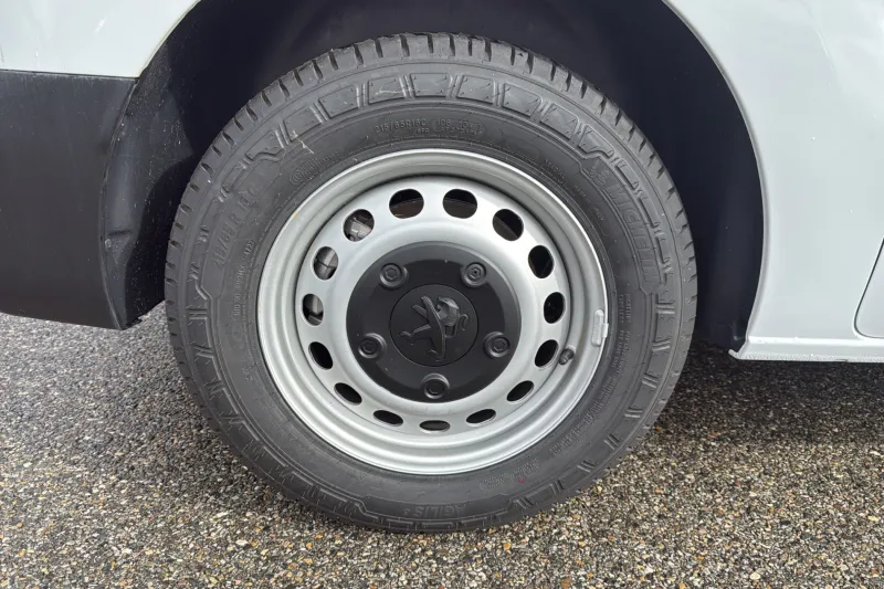 Image secondaire du véhicule 16