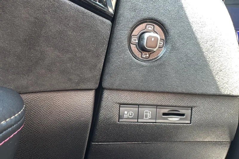 Image secondaire du véhicule 22