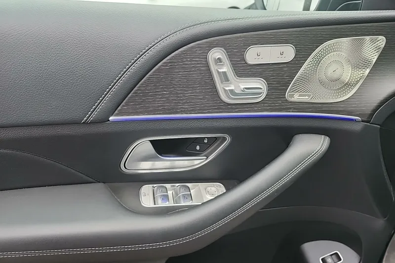 Image secondaire du véhicule 10