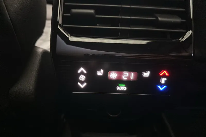 Image secondaire du véhicule 19