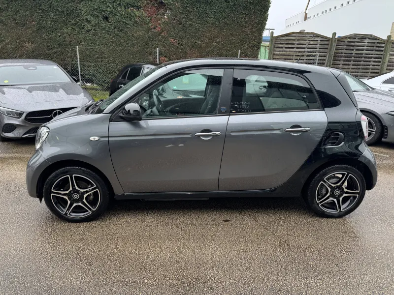 Image secondaire du véhicule 3