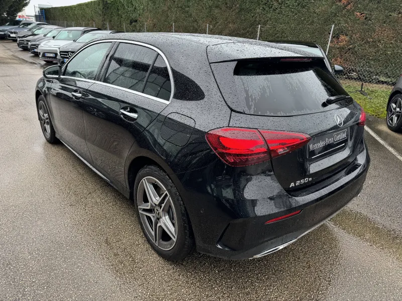 Image secondaire du véhicule 4