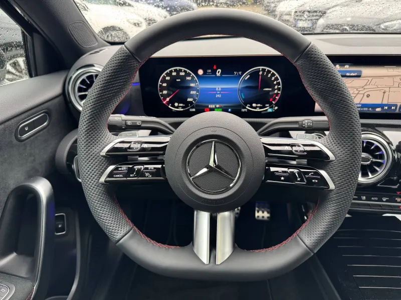 Image secondaire du véhicule 9