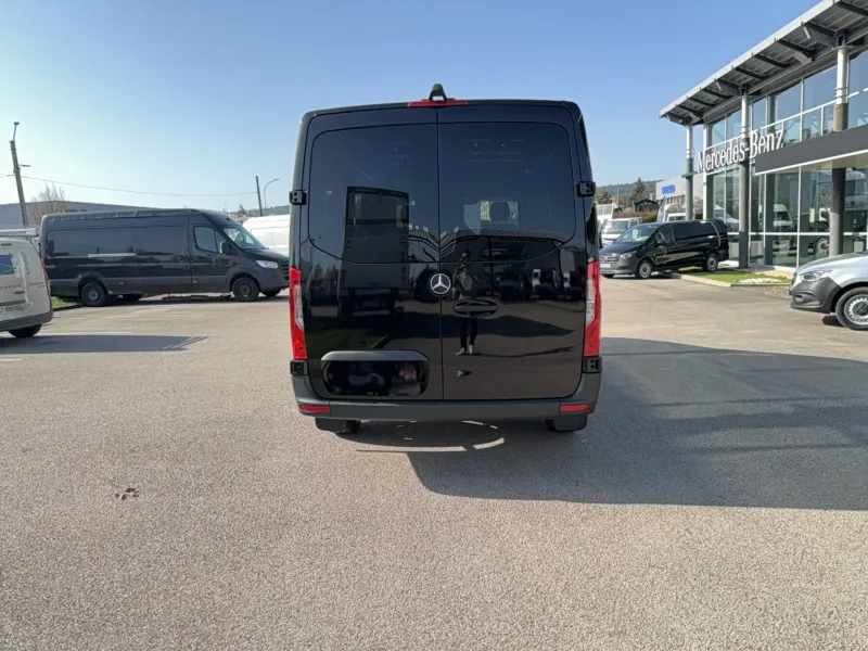 Image secondaire du véhicule 6