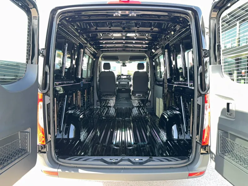 Image secondaire du véhicule 8