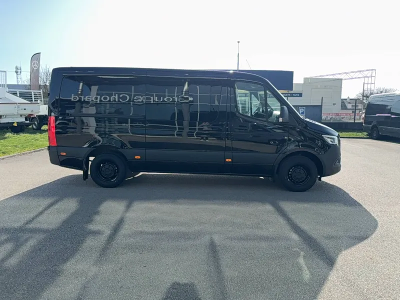 Image secondaire du véhicule 9