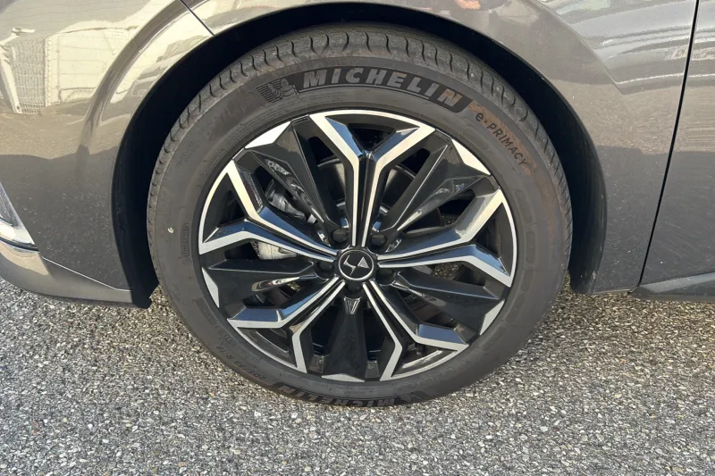 Image secondaire du véhicule 14