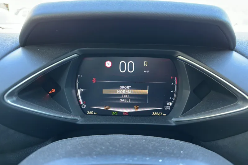 Image secondaire du véhicule 22