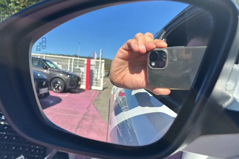 Image secondaire du véhicule 24