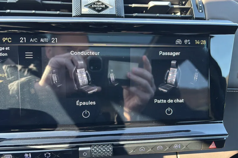 Image secondaire du véhicule 23