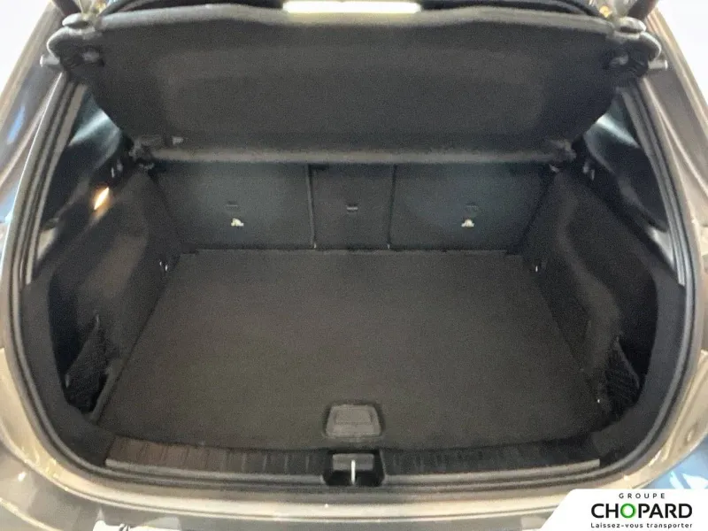 Image secondaire du véhicule 9