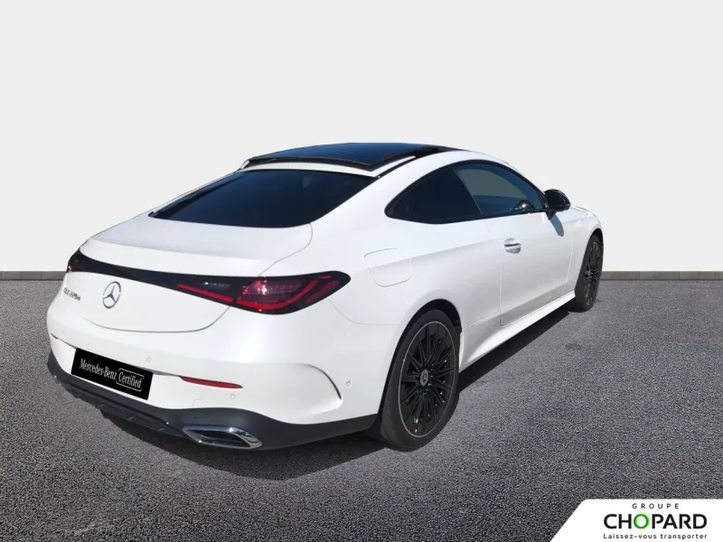 Image secondaire du véhicule 4