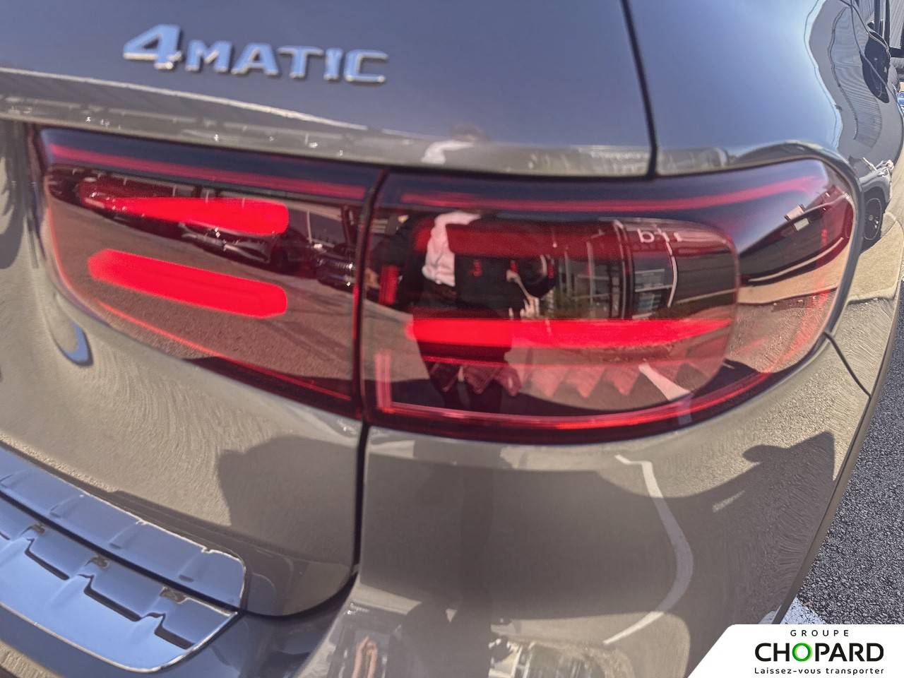 Image secondaire du véhicule 10