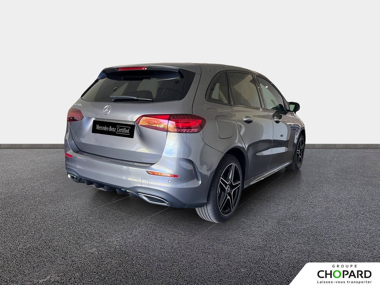 Image secondaire du véhicule 4