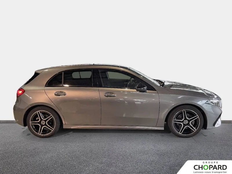 Image secondaire du véhicule 10