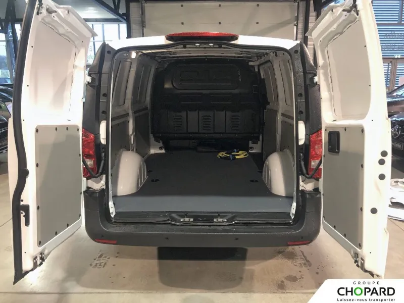 Image secondaire du véhicule 9