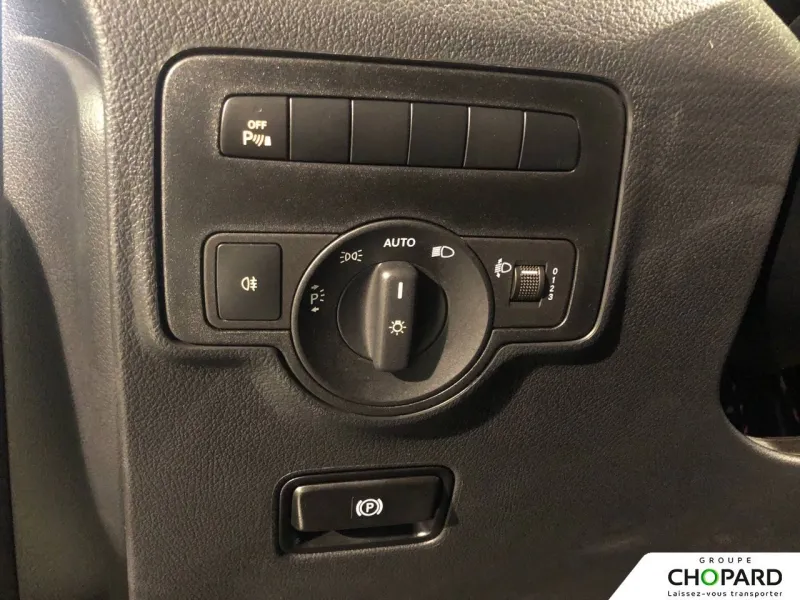 Image secondaire du véhicule 22