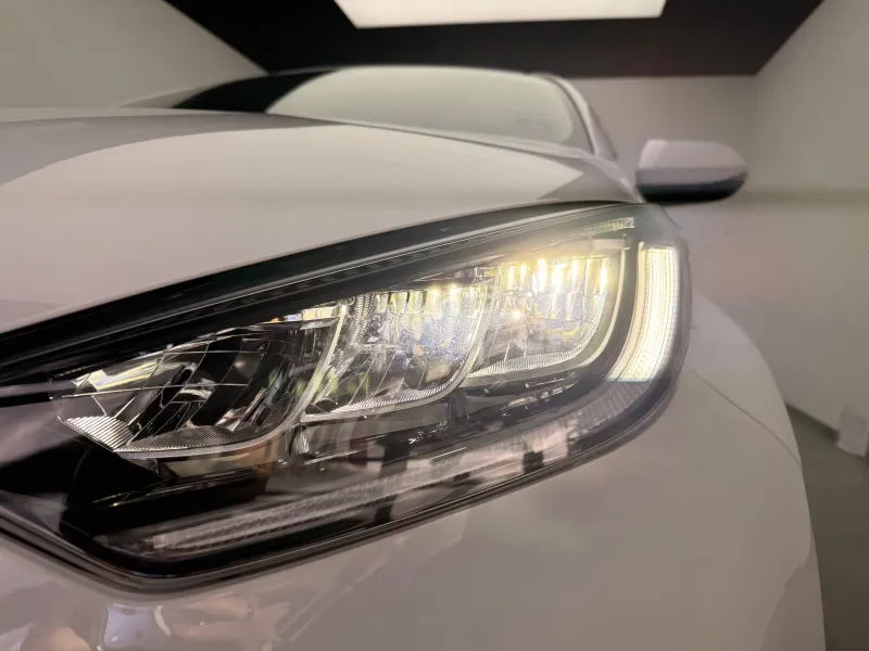 Image secondaire du véhicule 8