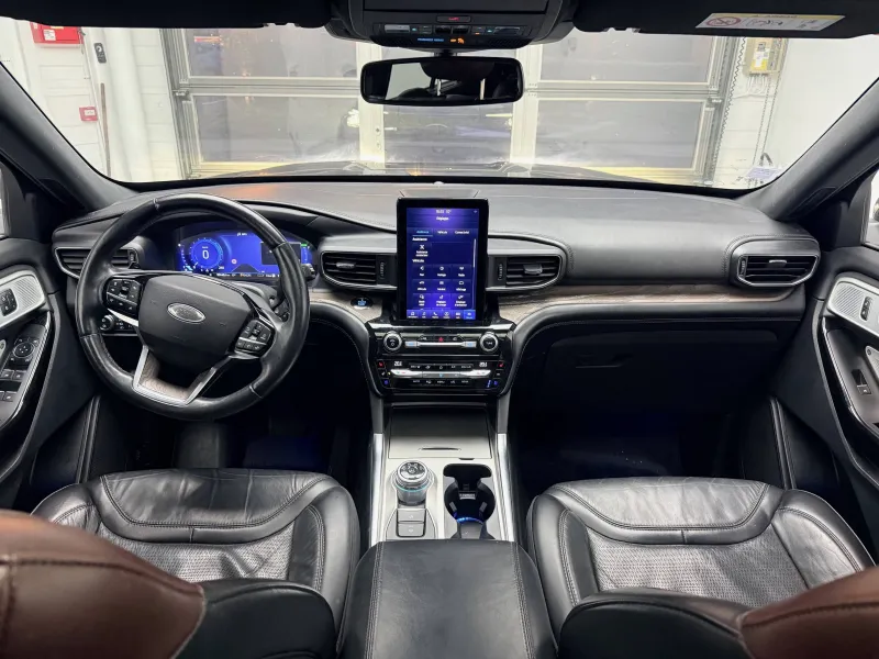 Image secondaire du véhicule 9