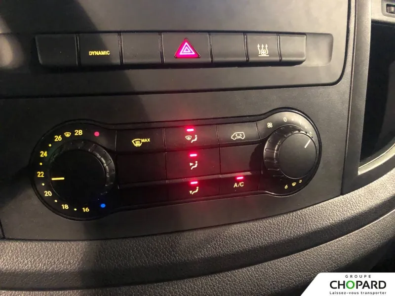 Image secondaire du véhicule 30