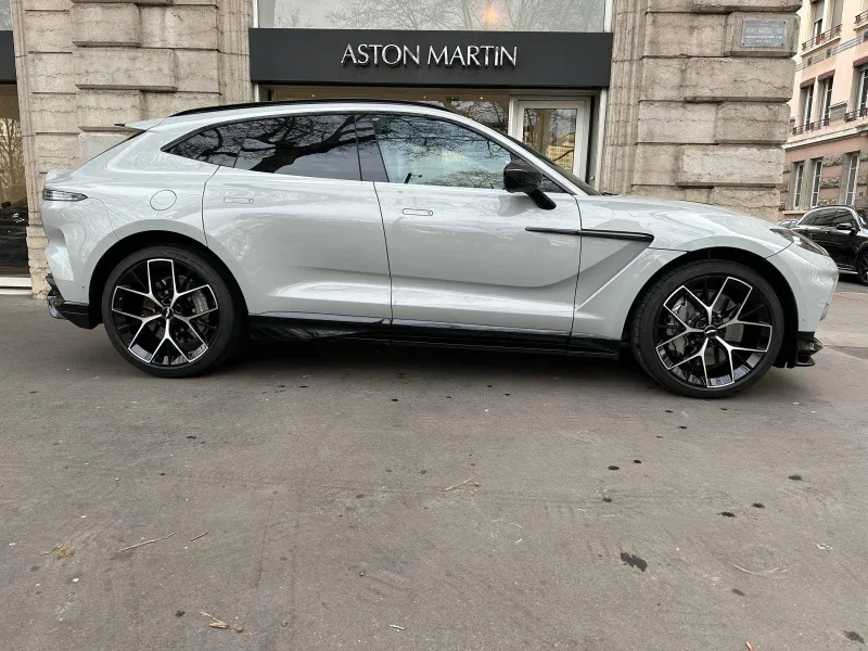 Image secondaire du véhicule 8