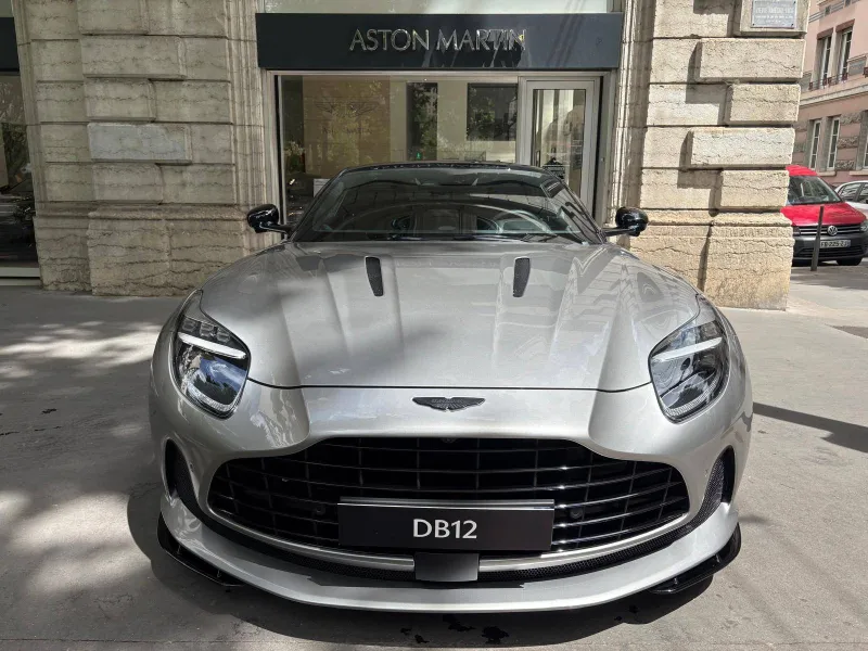 Aston Martin-DB12-DB12 Coupé 680cv Aston Martin-DB12-d'occasion chez Aston Martin Lyon