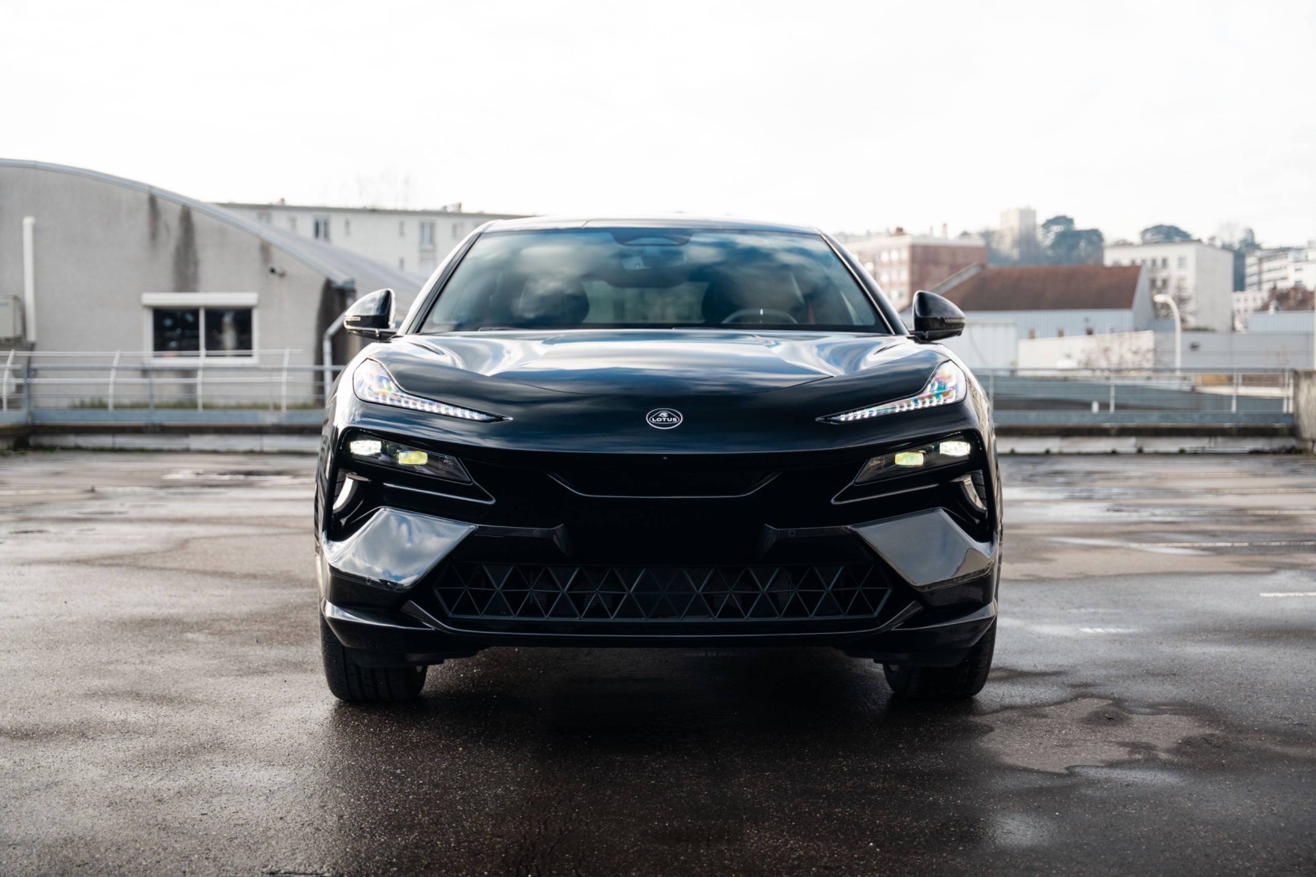 Lotus-ELETRE-Eletre Lotus-ELETRE-d'occasion chez Lotus Lyon