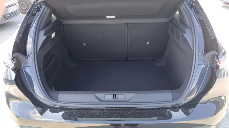 Image secondaire du véhicule 10