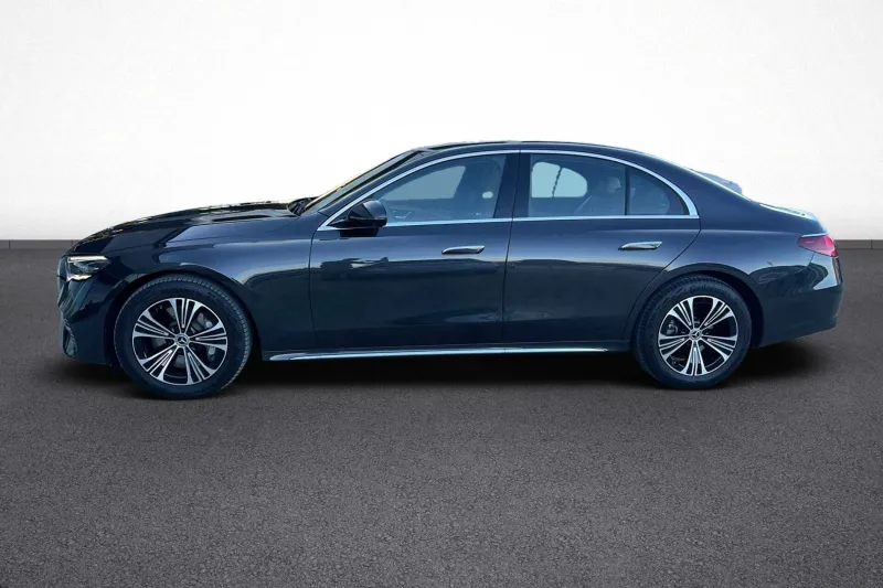 Image secondaire du véhicule 4