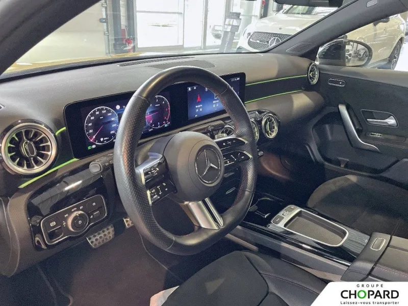 Image secondaire du véhicule 3