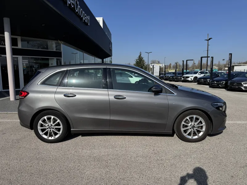 Image secondaire du véhicule 4