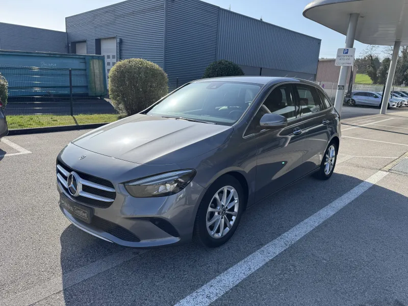 Image secondaire du véhicule 9