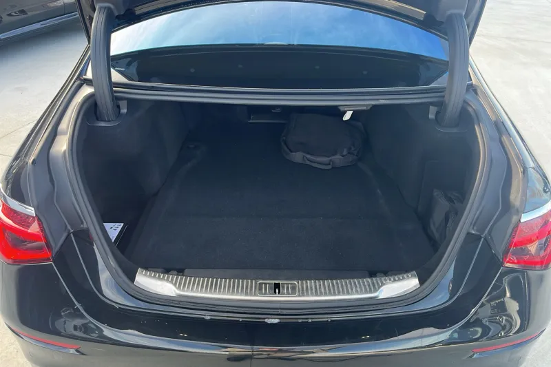 Image secondaire du véhicule 10