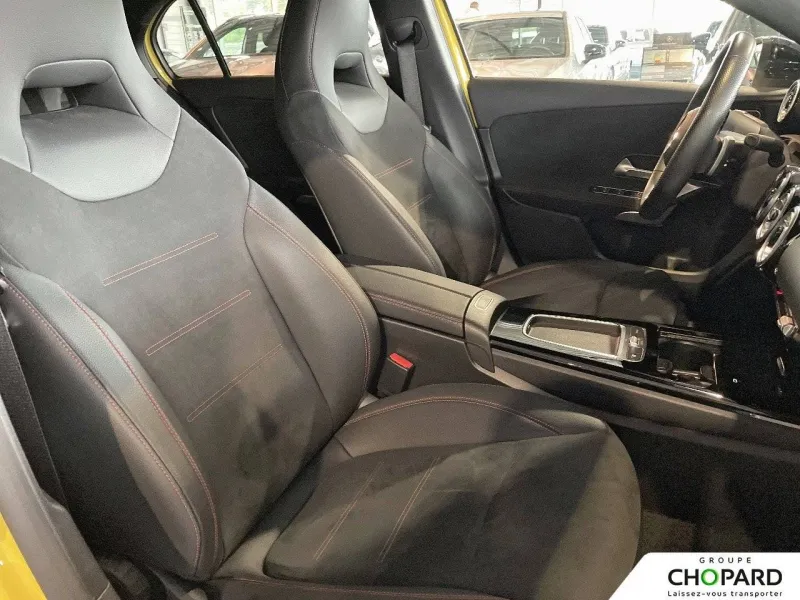 Image secondaire du véhicule 12