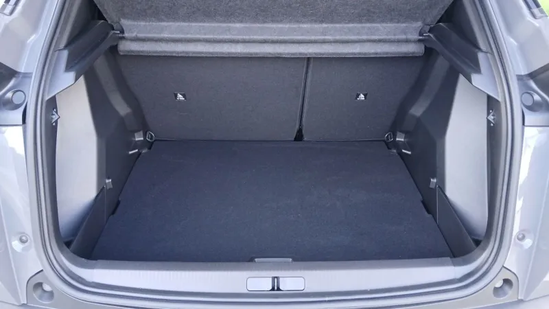 Image secondaire du véhicule 10