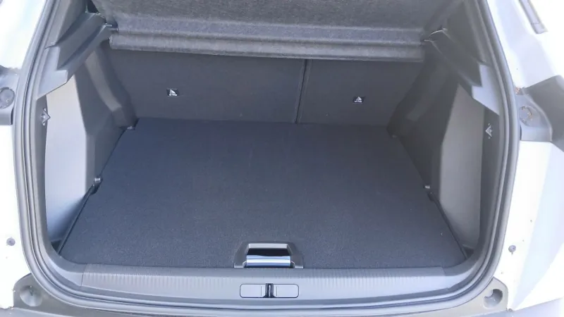 Image secondaire du véhicule 10