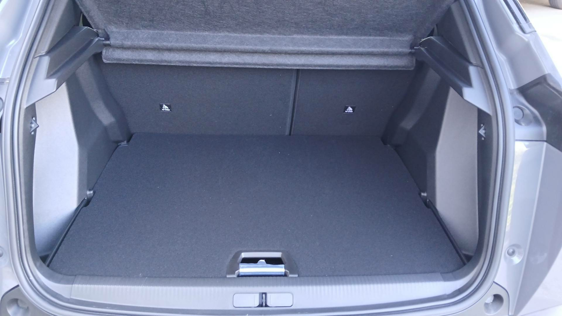 Image secondaire du véhicule 10