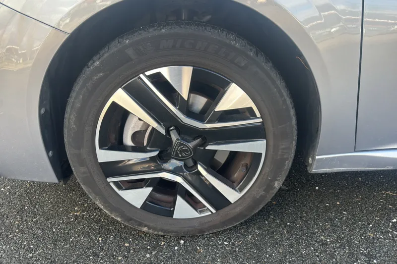 Image secondaire du véhicule 10