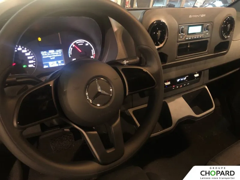 Image secondaire du véhicule 3