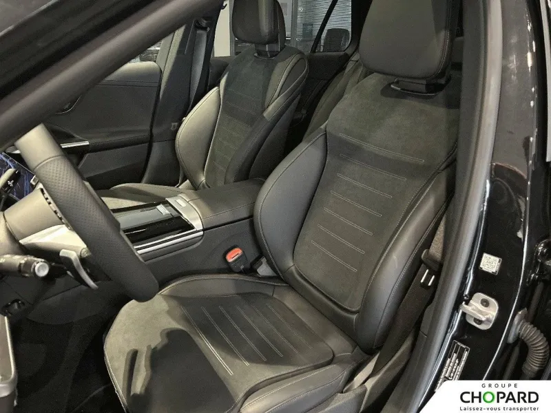 Image secondaire du véhicule 12