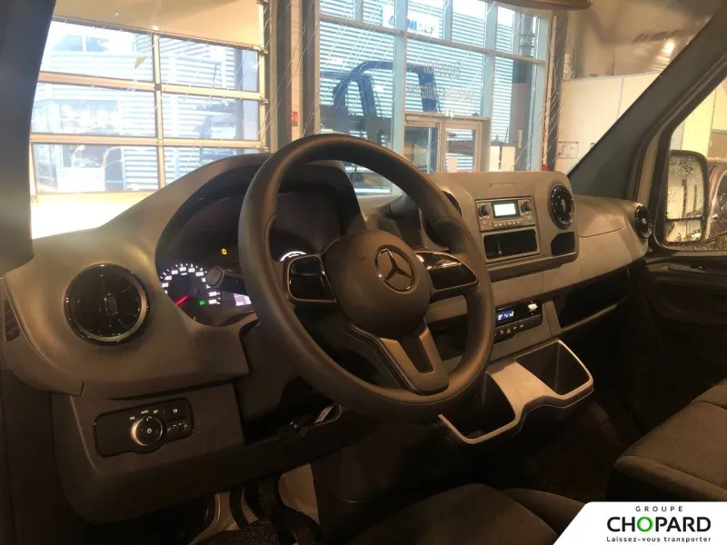 Image secondaire du véhicule 13