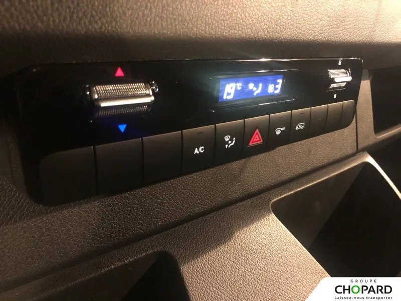 Image secondaire du véhicule 19