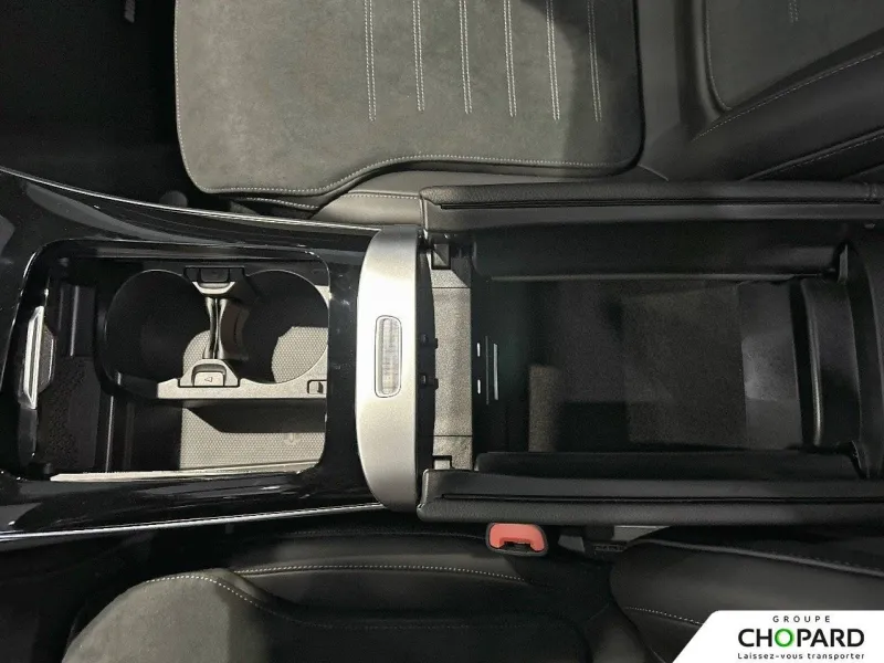 Image secondaire du véhicule 23