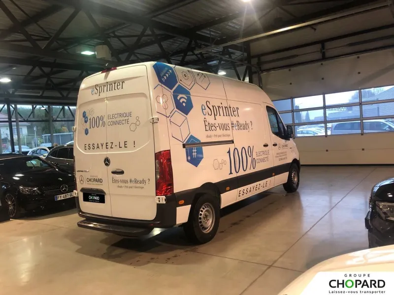 Image secondaire du véhicule 30