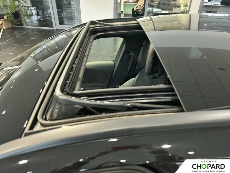 Image secondaire du véhicule 24