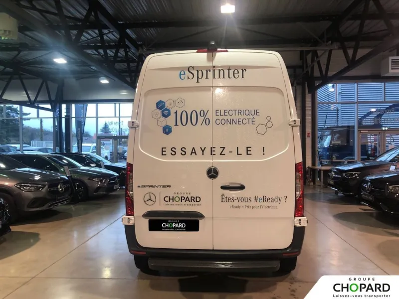 Image secondaire du véhicule 33