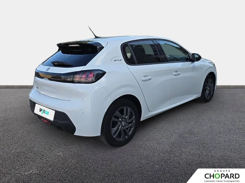 Image secondaire du véhicule 4