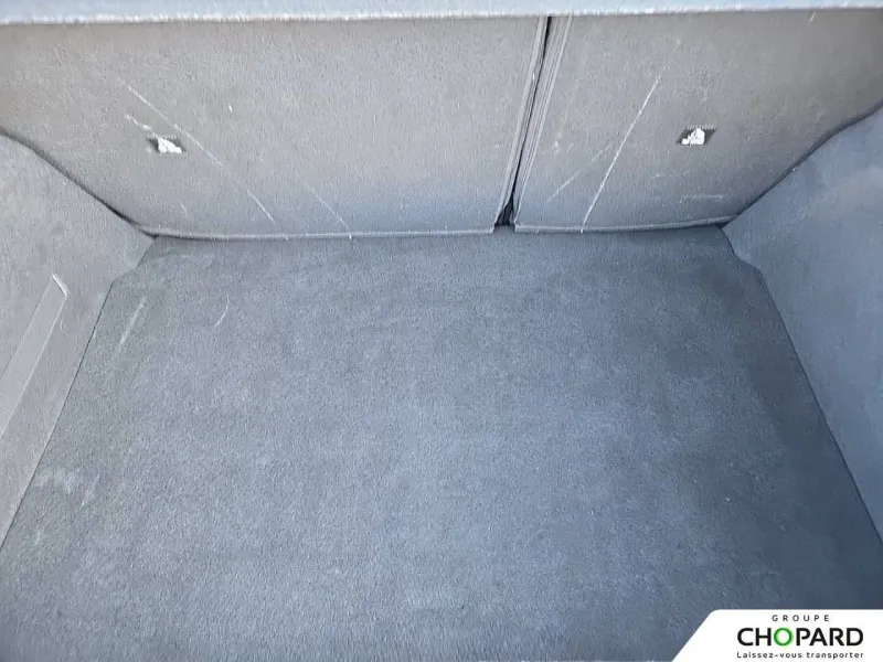 Image secondaire du véhicule 9