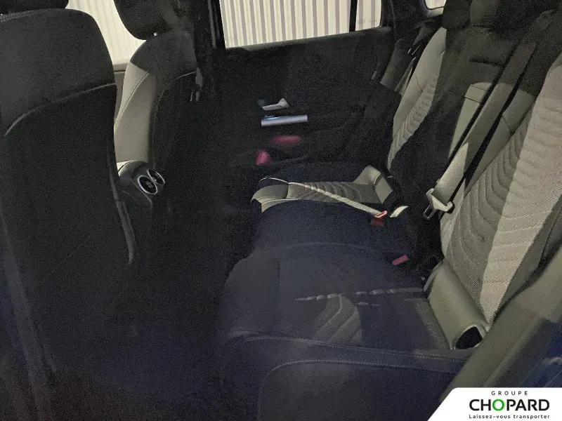 Image secondaire du véhicule 11