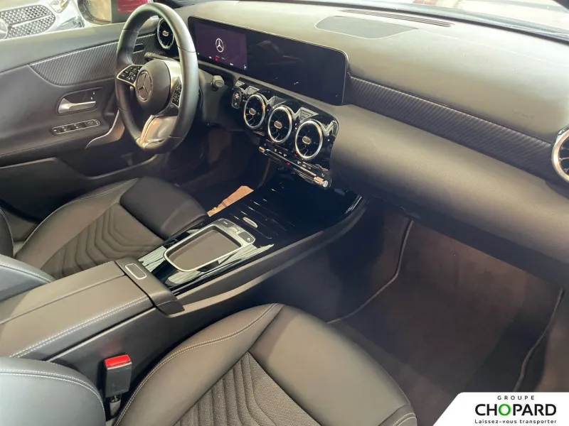 Image secondaire du véhicule 14